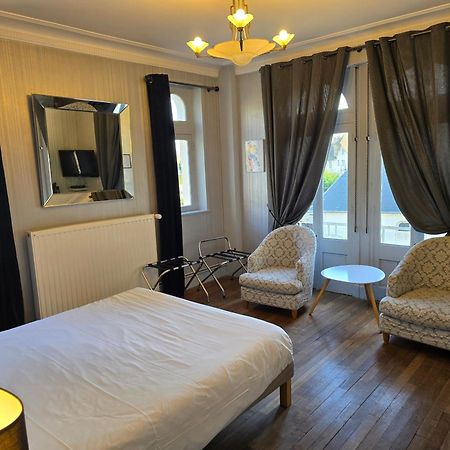 Le Castel Guesthouse Μπαγιέ Εξωτερικό φωτογραφία