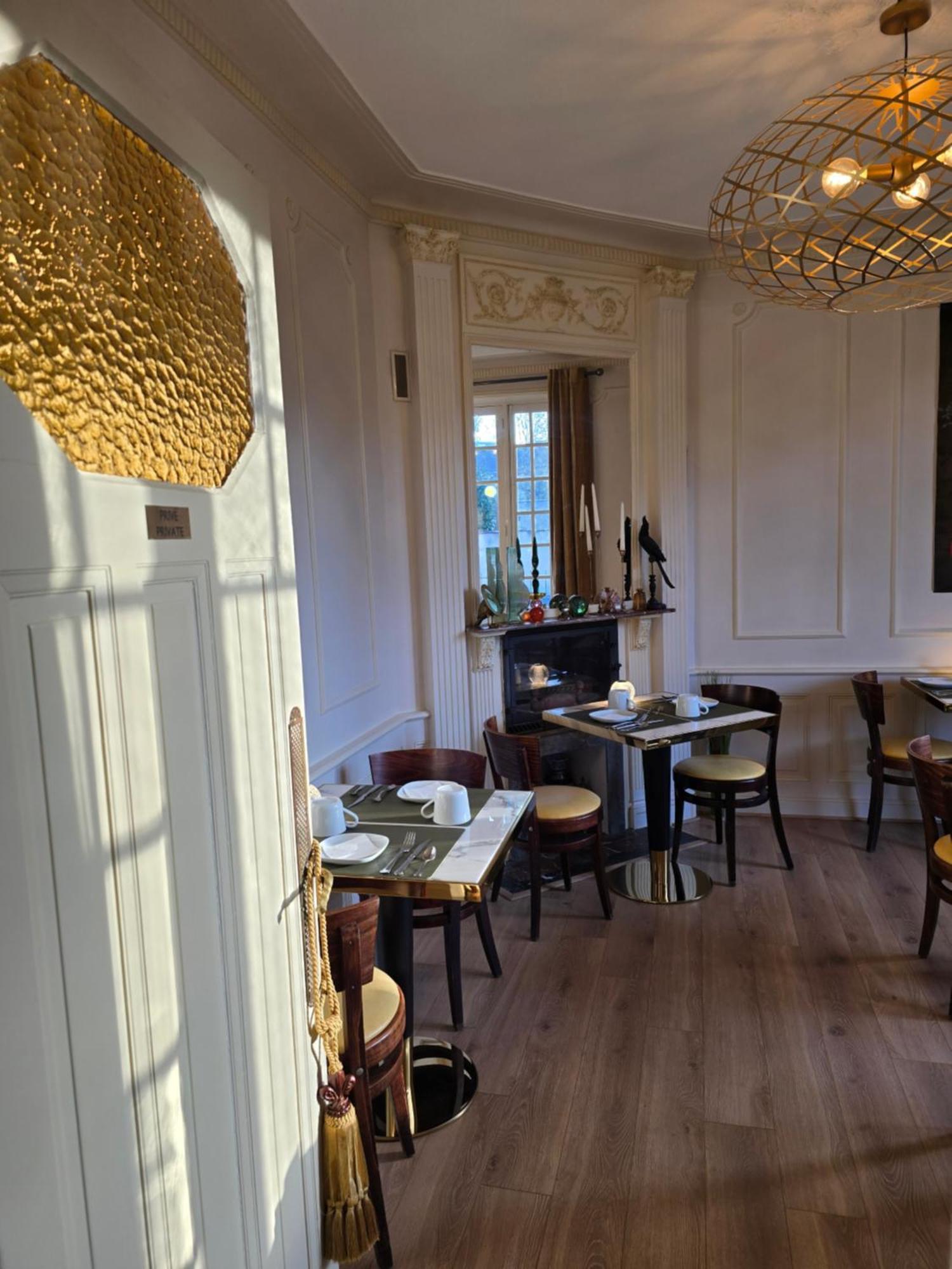 Le Castel Guesthouse Μπαγιέ Εξωτερικό φωτογραφία